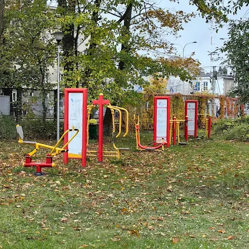 Plac zabaw ul. Marymonckiej 34F w Warszawie
